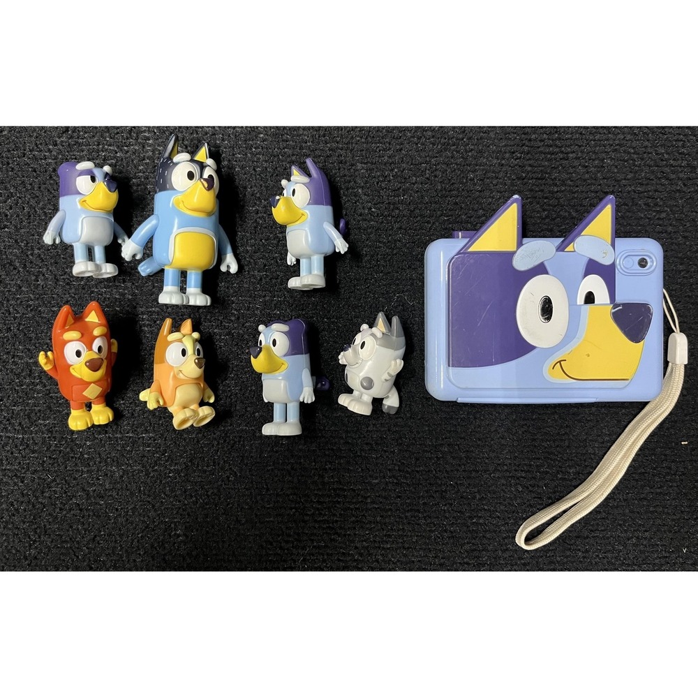 Bluey Bingo Figure Lot 7 Mini Figures Mixed Kids Digital Camera Toy Plastic